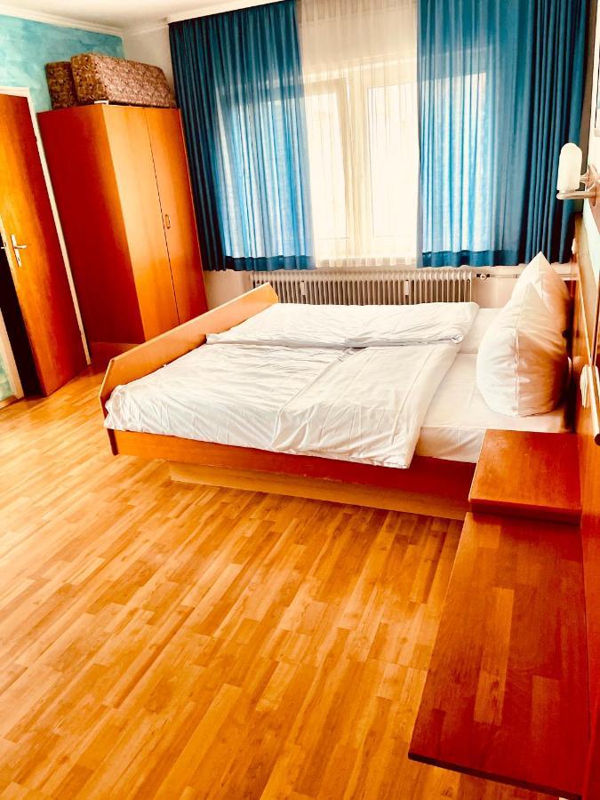 MC Hotel Karlsruhe Buitenkant foto